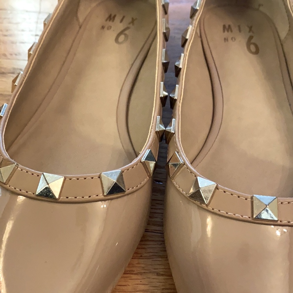 NWT MIX NO. 6 AMANDRA FLAT - Picture 2 of 4